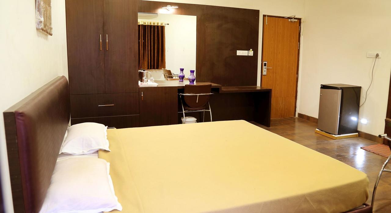 Kailash Residency Hotel Aurangabad  Exterior foto