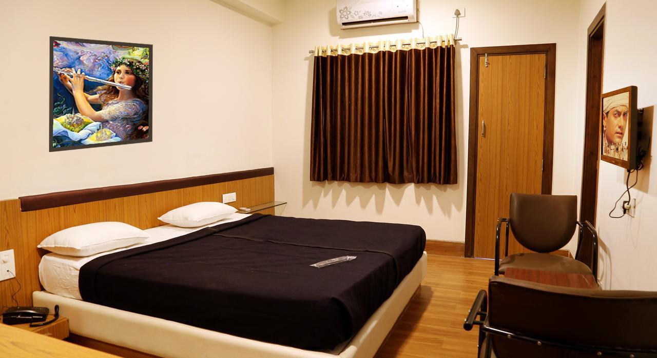 Kailash Residency Hotel Aurangabad  Exterior foto